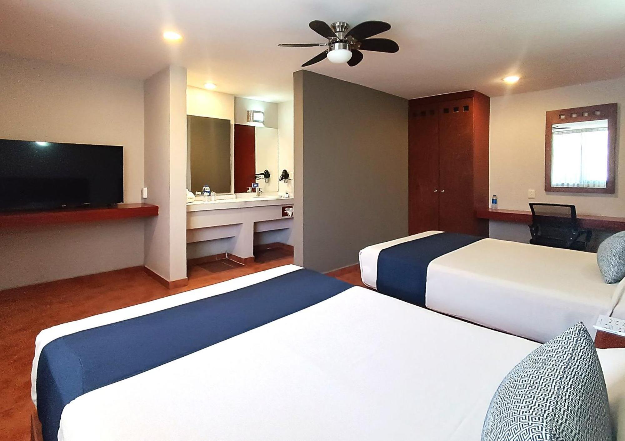 Hotel Panamerican Пуебла Екстериор снимка